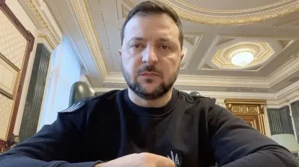 рф за п'ять днів випустила по Україні щонайменше 500 ракет та ударних дронів - Зеленський