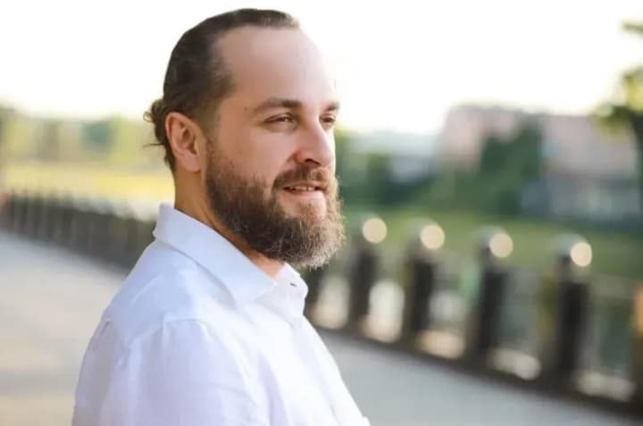 Hennadiy Kernes' son Kyrylo received UAH 30 million in cash from his father when he was in the hospital