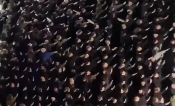 В Італії спалахнув скандал через фашистське привітання під час меморіальної ходи