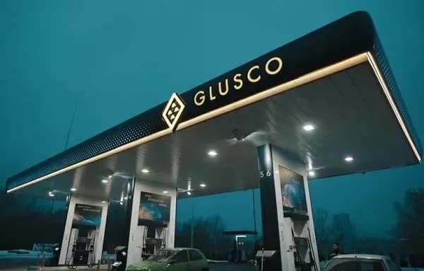 "Ukrnafta may lose control over Medvedchuk's Glusco and Tatnafta gas stations: ARMA initiates termination of the contract