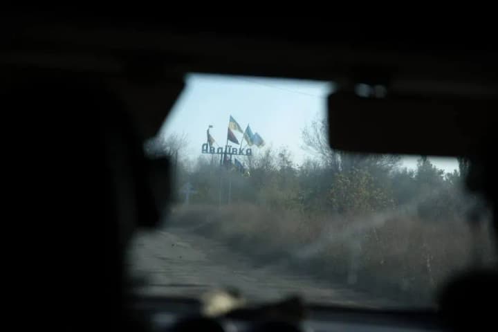 Russians wound another resident of Avdiivka