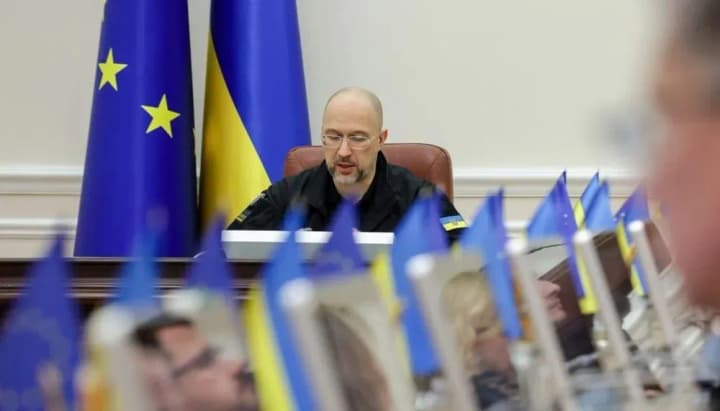 На жилищно-коммунальные субсидии для украинцев заложено 50 млрд грн - Шмыгаль