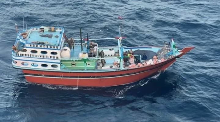 US intercepts Iranian weapons for Houthis off the coast of Somalia