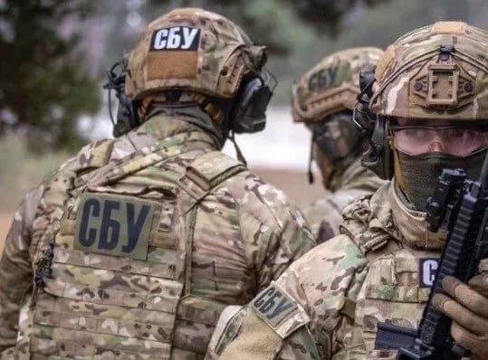 Tracked the Armed Forces of Ukraine's bases and weapons, as well as guided the occupiers' missiles: occupiers' accomplice detained in Mykolaiv