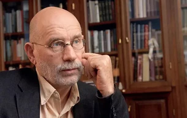 У росії оголосили в розшук відомого письменника Бориса Акуніна