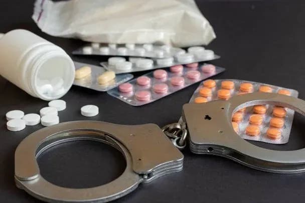 Раді пропонують посилити відповідальність за незаконне поширення наркотиків і психотропів під час воєнного стану