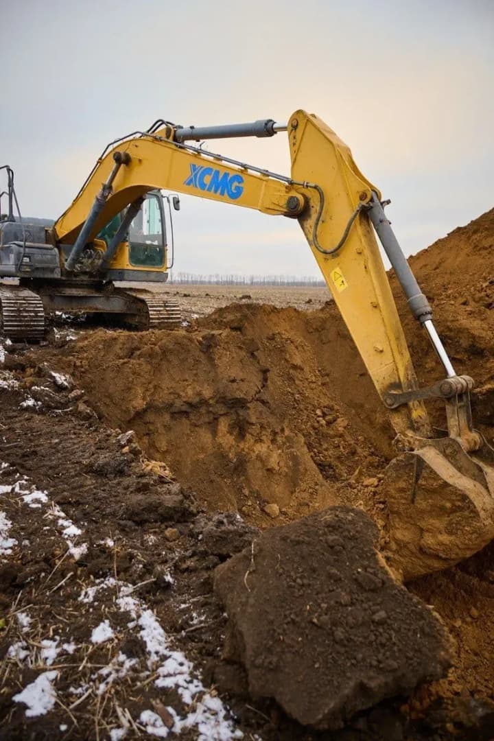 Fortifications are being built in the Tauride sector