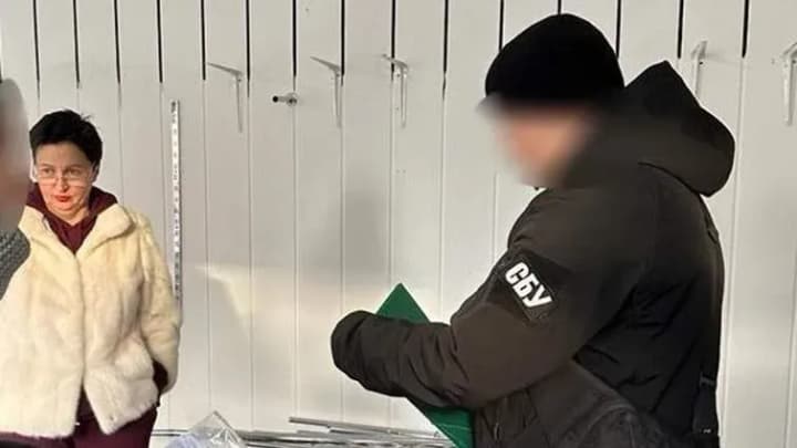 Снимала на видео военные объекты: СБУ вручила подозрение соратнице антивакцинатора Стахива Гуриной - источник