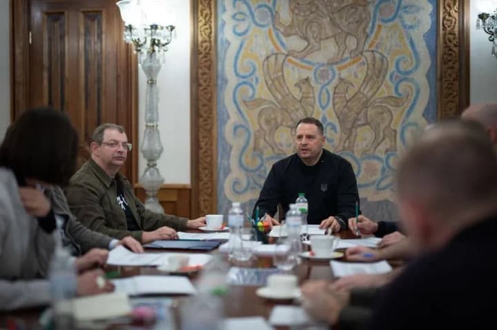 A list of problems was presented: the OP announced a meeting with representatives of the Council for Business Support