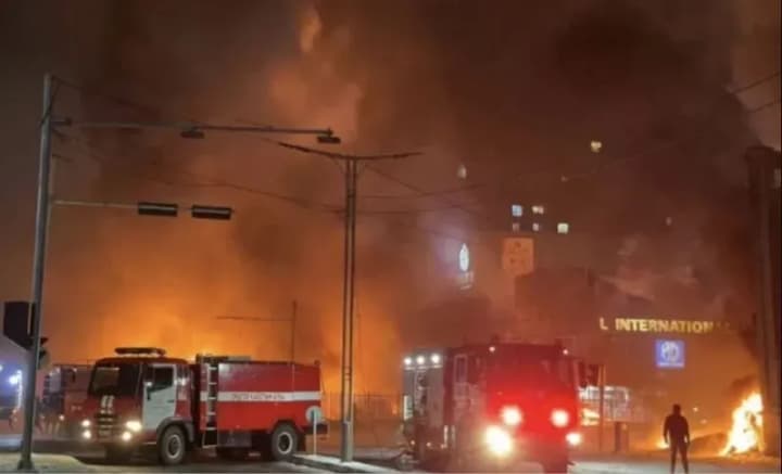 У столиці Кенії щонайменше троє загиблих і сотні поранених в результаті вибуху бензовозу