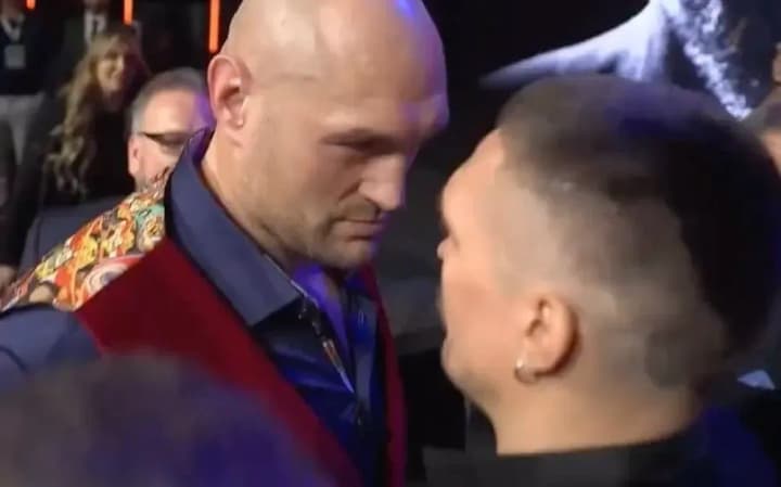 Бой Усика с Фьюри в Саудовской Аравии официально перенесли