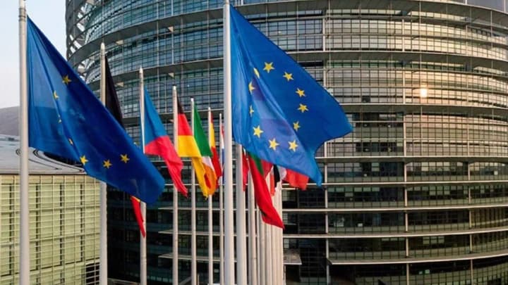 Європарламент засудив постійні спроби росії підірвати європейську демократію