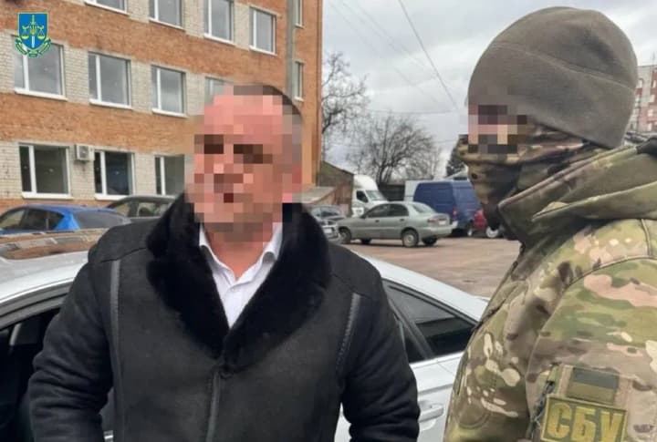 Officials of the State Labor Service detained for bribes of half a million hryvnias