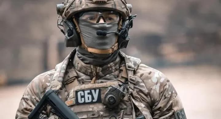 Шпигував за літаками та ППО: на Київщині затримали 18-річного російського агента