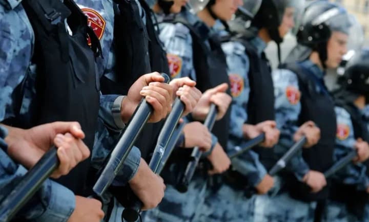 Окупанти агітують українських дітей вступати в поліцейські інститути на території росії – Центр нацспротиву