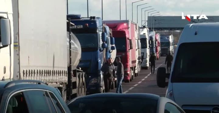 Queues at the border crossing points with Slovakia and Hungary are growing: Demchenko tells about the reasons