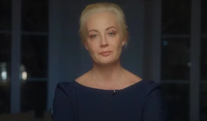 Yulia Navalnaya created an account on the X network and stated that she would continue her husband's case