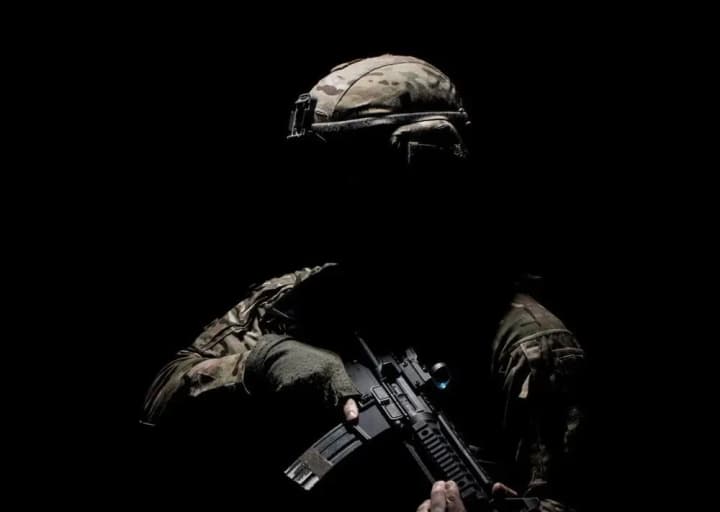 "Будет поглощать инфракрасное излучение": военные разработчики испытывают ткани, незаметные для тепловизоров