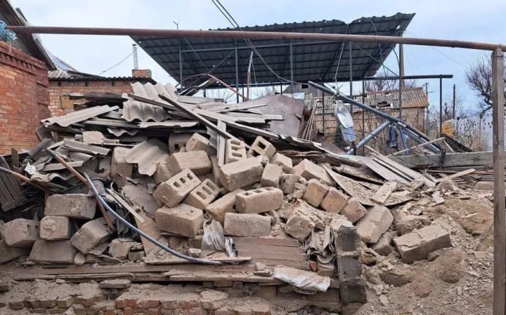 Войска рф 14 раз атаковали Никопольщину: есть разрушения, три человека получили ранения