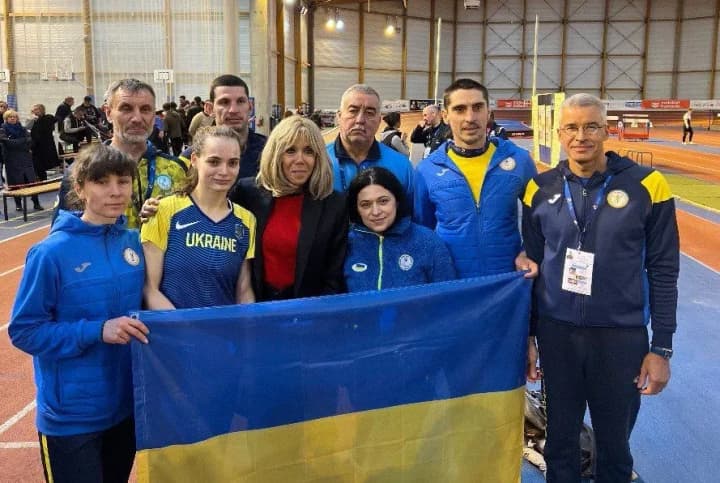 Перша Леді Франції підтримала українських пара атлетів на чемпіонаті світу у Реймсі, де вони здобули три медалі: два "золота" й одну "бронзу"