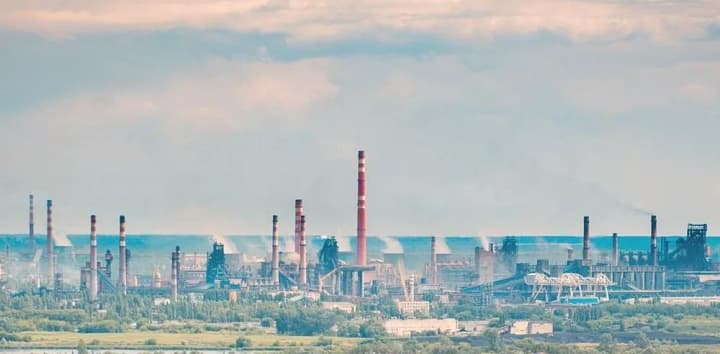 Пожежа в рф: горить новолипецький металургійний комбінат