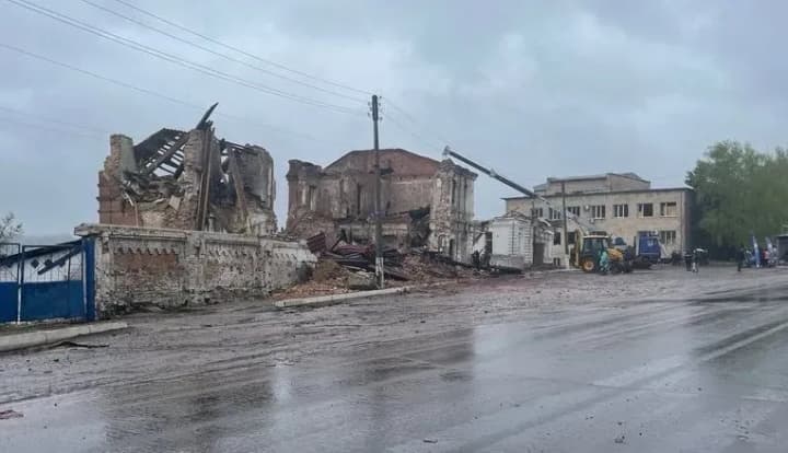 There are no critical situations in Kupiansk, more than 10 thousand people remain in the community - military administration