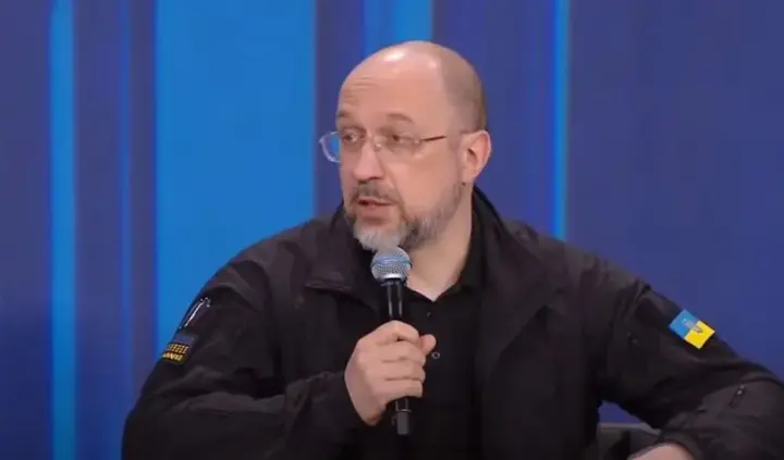 Прем’єр розповів про темпи відновлення зруйнованих війною будинків та інфраструктури