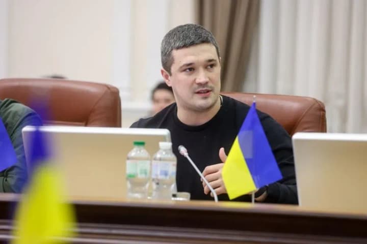 Освітній застосунок "Мрія" міститиме перевірені ШІ відео та рекомендації з використання штучного інтелекту - Федоров