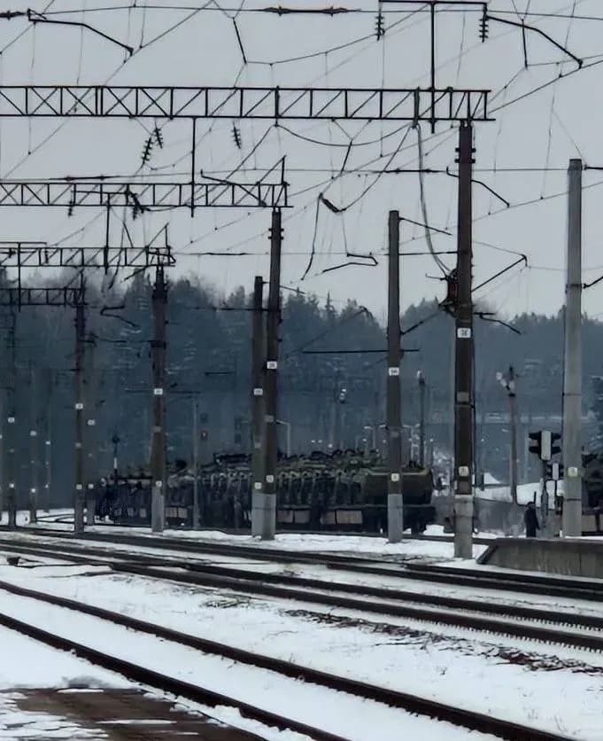 Велика колона російської техніки прибула до мінська - партизани 