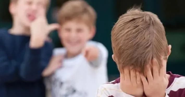 На Прикарпатті у ліцеї запідозрили булінг учня, за справу взялася поліція