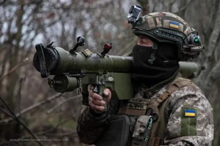 Генштаб: россияне сосредоточили военные усилия на Авдеевском и Новопавловском направлениях