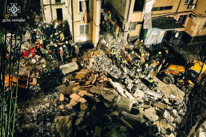 Body of eighth victim of night attack found under rubble in Odesa