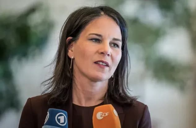 Глава МЗС Німеччини Бербок закликала Шольца "активно розглянути" питання про постачання Taurus Україні