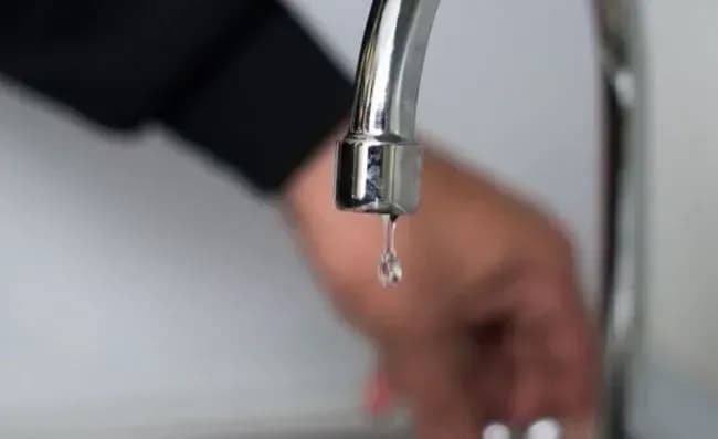 Небезпечна вода Вінниці: жителі міста стали заручниками безгосподарності влади на чолі з однопартійцем Гройсмана