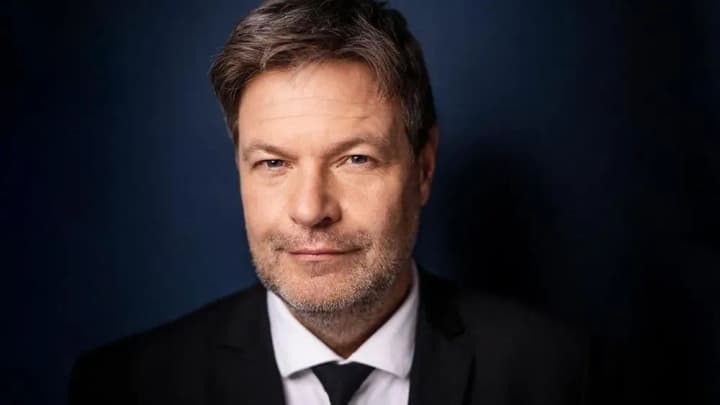 Віцеканцлер Німеччини закликав США збільшити допомогу Україні