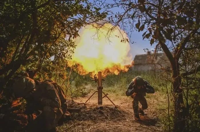 На Таврійському напрямку оперативна обстановка складна, але контрольована, минулої доби відбулось 45 бойових зіткнень - Тарнавський