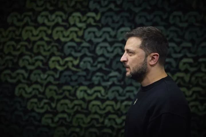 "День тех, кто в решающее для Украины время сделал свой выбор": Зеленский выложил видео об украинских добровольцах