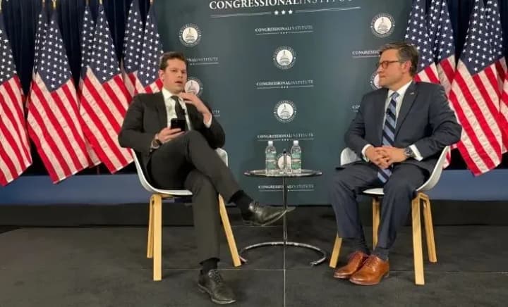 Спікер Джонсон назвав причину складнощів зі схваленням допомоги України