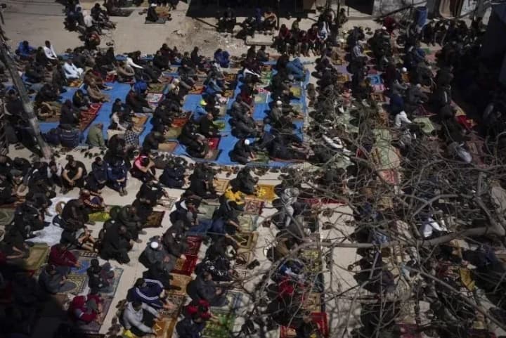 AR: ceasefire talks between Israel and Hamas to resume on Sunday in Qatar