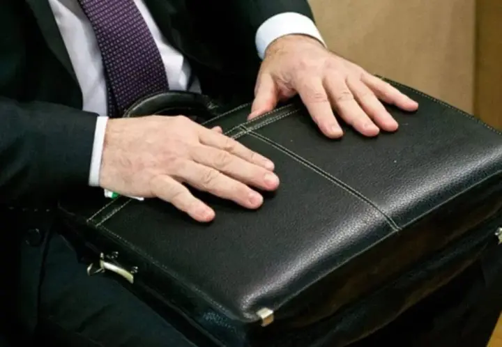 Минфин: правительство сократит почти 20 тысяч вакантных должностей в госорганах