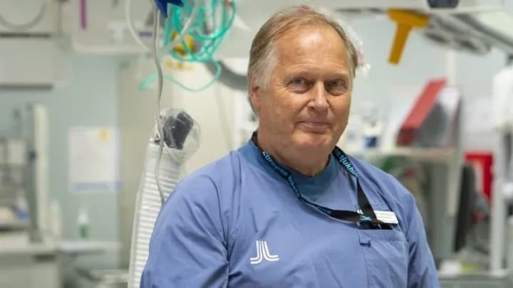 Swedish doctors try to save limbs of wounded Ukrainian soldiers