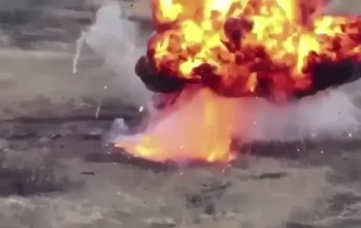 Головнокомандувач Сирський показав кадри знищення ворожої техніки та озброєння