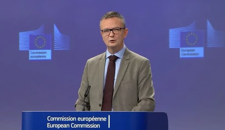 У Єврокомісії думають про мита на зерно з рф і шукають підхід до української економіки