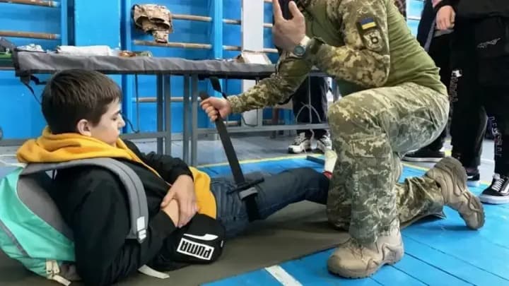 The Verkhovna Rada proposes to update the school subject "Defense of Ukraine": what is expected