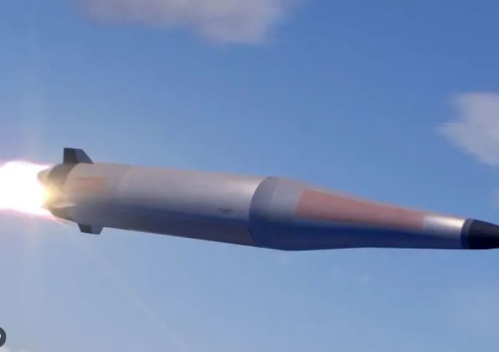 Explosions are heard in Kyiv