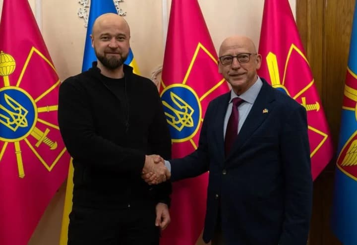 Міноборони налагоджує пряму співпрацю із західними виробниками зброї 