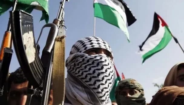 US strikes Houthis' warehouses in Yemen