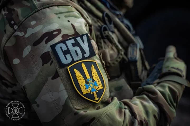 Zelensky promotes three SBU colonels to brigadier generals