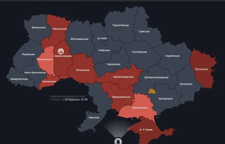 На Хмельниччині лунають вибухи