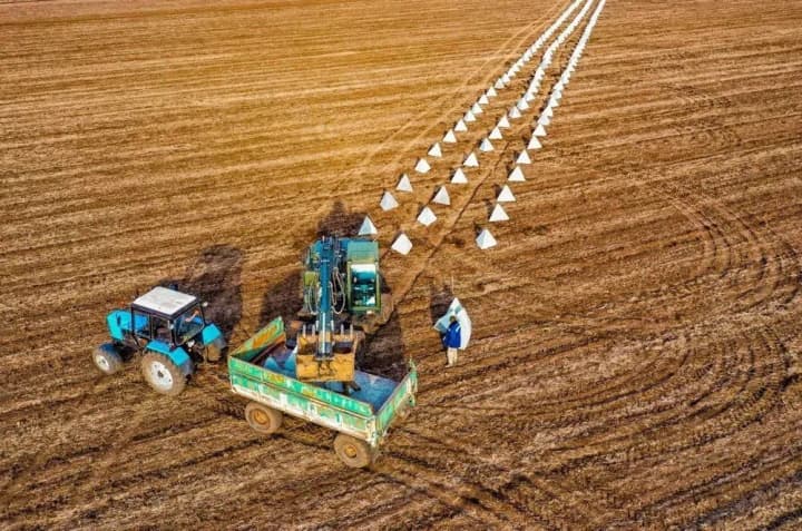 More than 42 km of anti-tank ditches dug: how Dnipro region is strengthening its defense